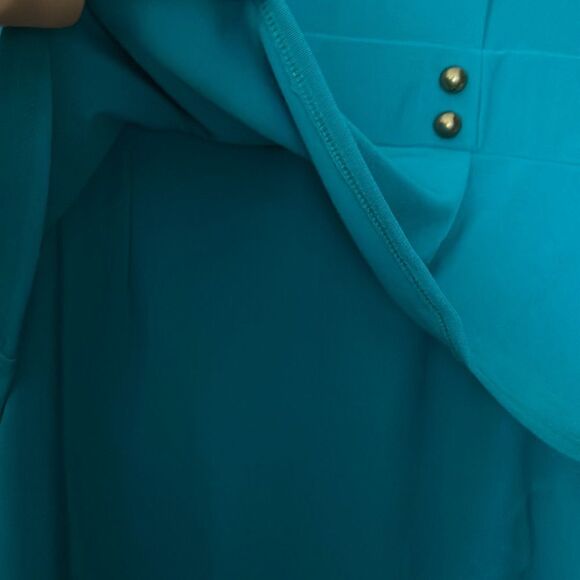 Sleek Teal Peplum Dress with Gold Detail - Picture 3 of 7